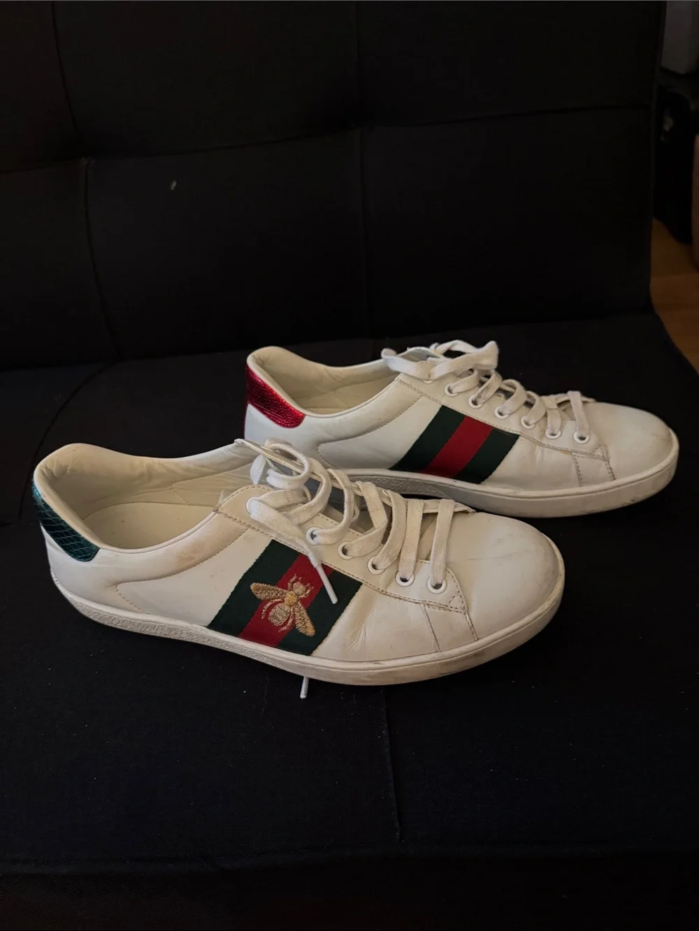Gucci White Leather Sneakers with Red and Green Stripe and Gold Bee